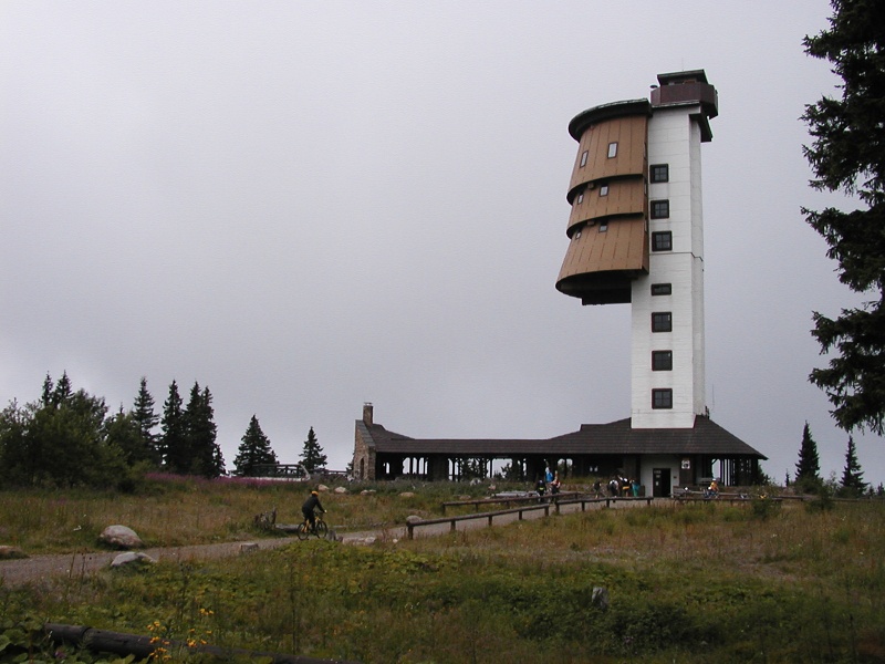 Poledn�k