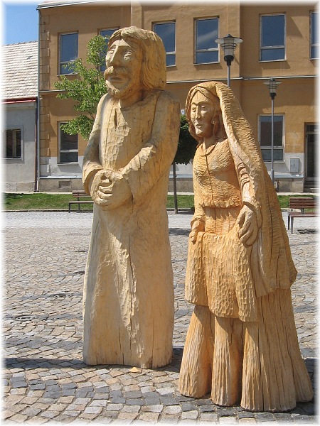 na náměstí v Třešti