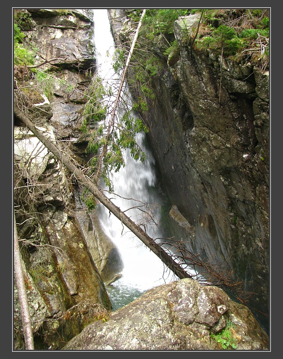 Obrovský vodopád