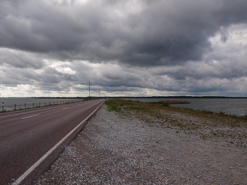 Estonsko - hráz mezi ostrovy Muhu a Saaremaa