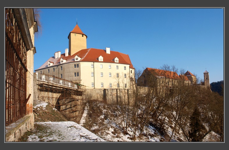 Hrad Veve��