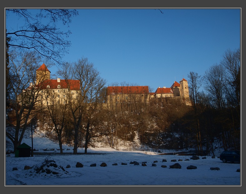 Hrad Veve��