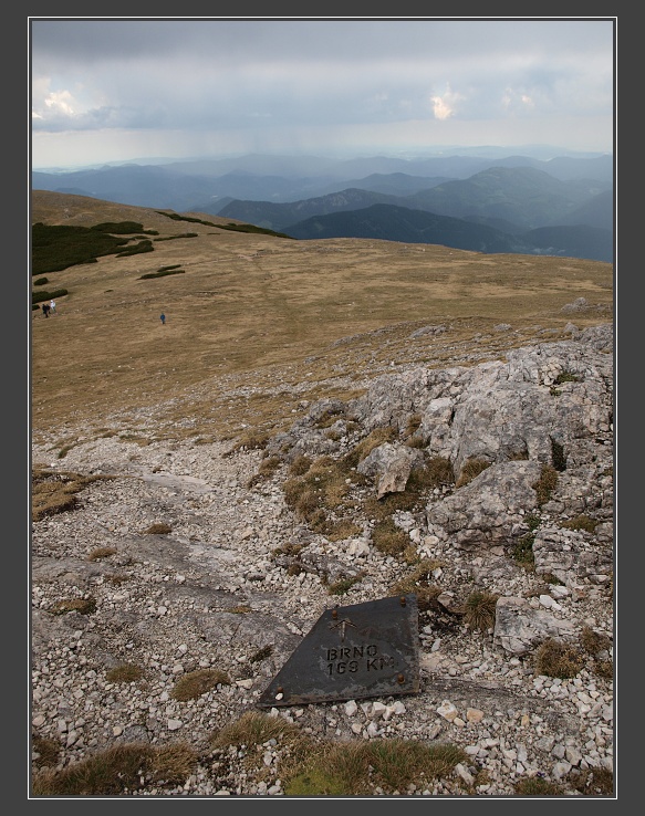 Schneeberg, na vrcholu Waxriegel ve v��ce 1888 m