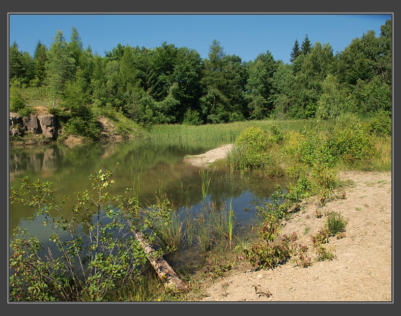 B�l� Karpaty, lom Rasov�