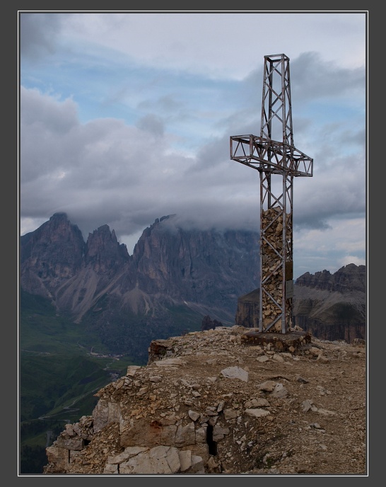 Dolomity