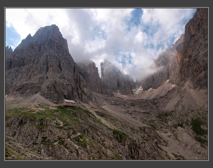 Dolomity
