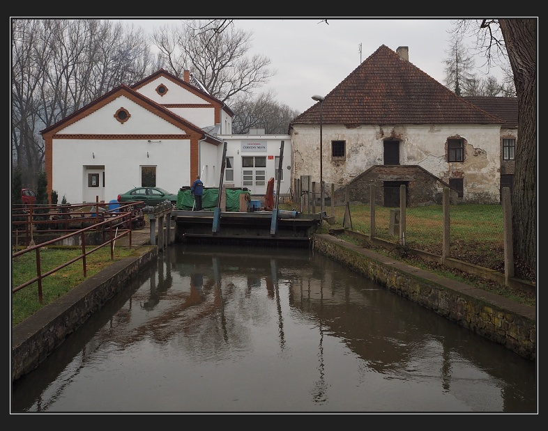 malá vodní elektrárna Červený mlýn v Březině